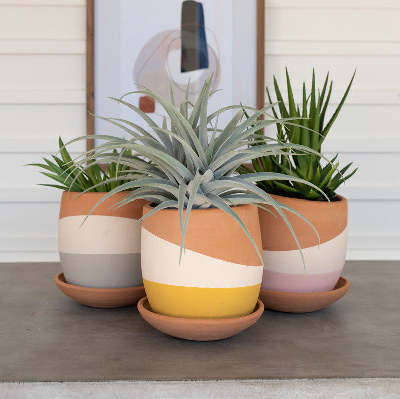 clay plant pots and saucers Kalalou H3915 Set of Three Color Dipped Clay Pots With Clay Saucers